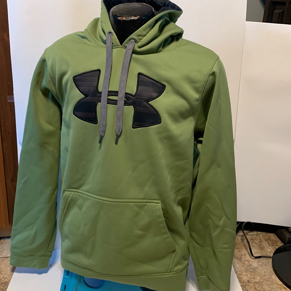 Under Armour Hoodie